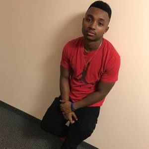 Meet your Posher, Malik